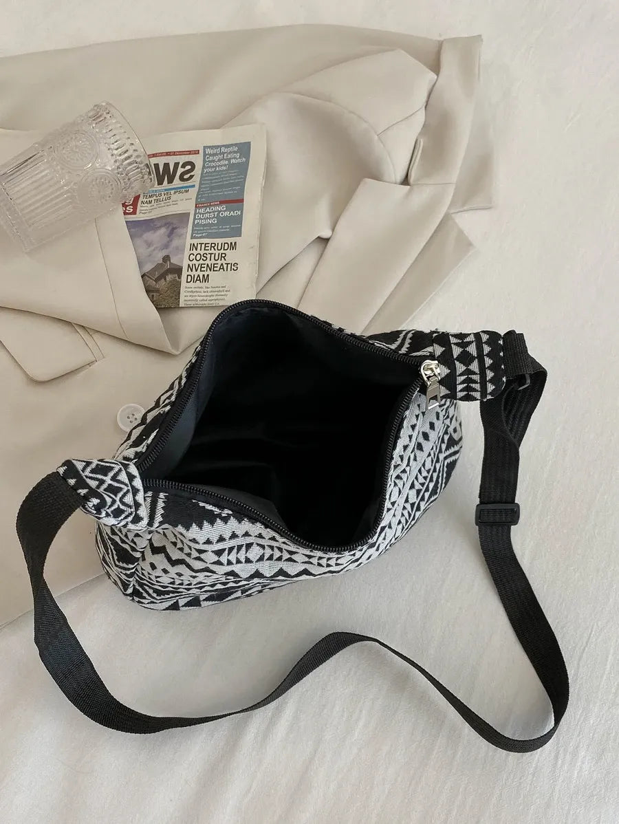 Bolsa geométrica preta e branca – Edição Berlim