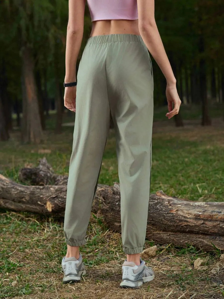 Vielseitiger All-Terrain Jogger – Olive & Black Edition