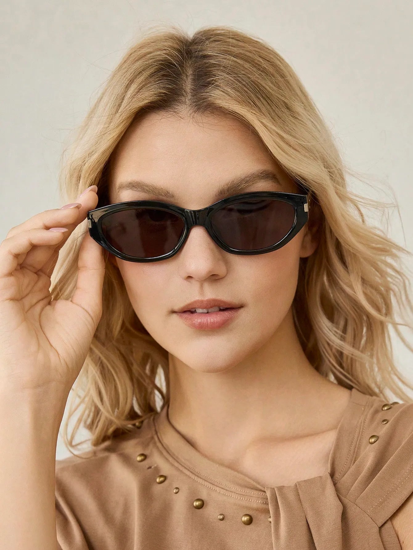 Bio-Sonnenbrille mit Holzmaserung – Obsidian Forest